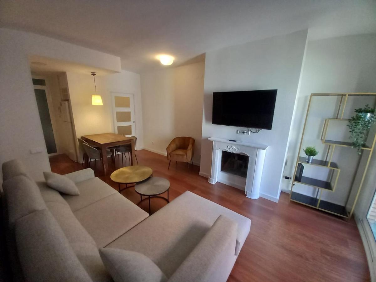Live Like A Local In Bcn Apartment Barcelona Bagian luar foto